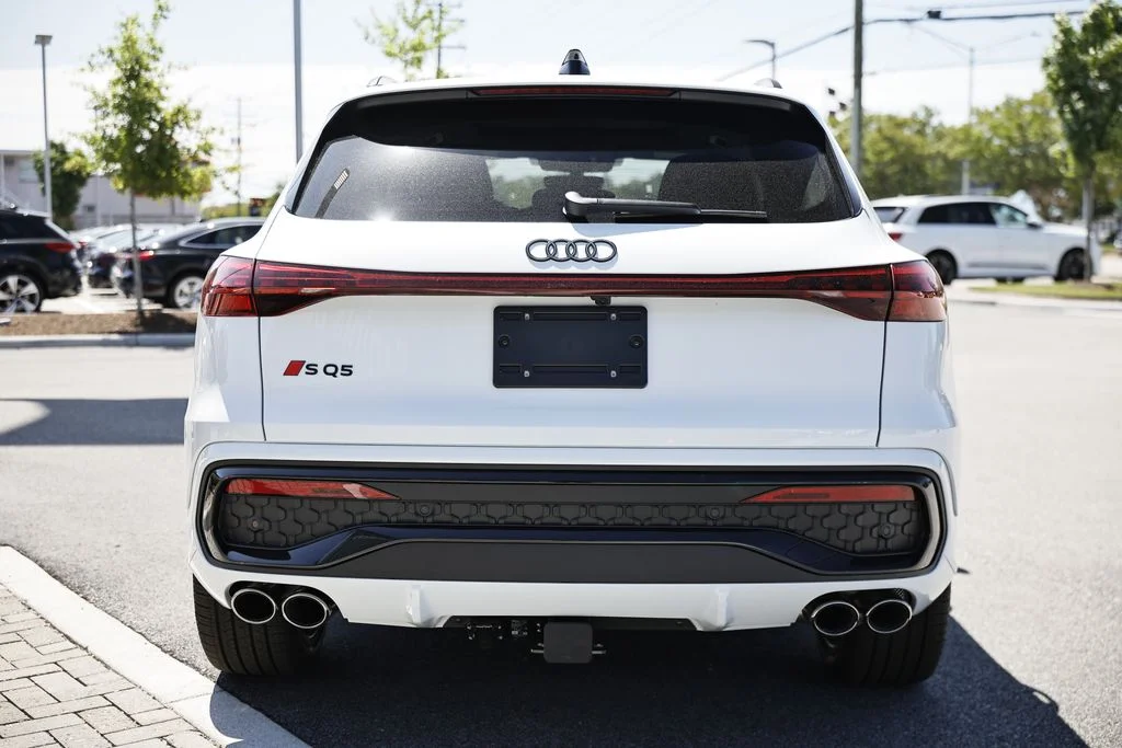 New 2026 Glacier White Metallic Audi Premium Plus image 9