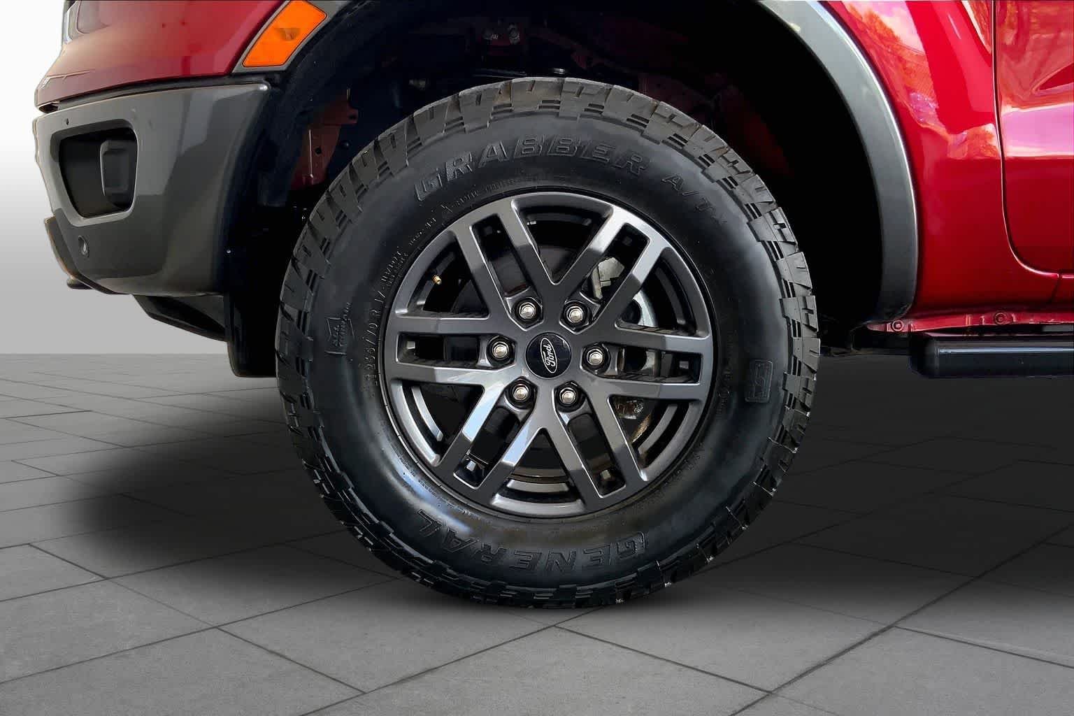 Used 2021 Rapid Red Metallic Tinted Clearcoat Ford LARIAT image 10