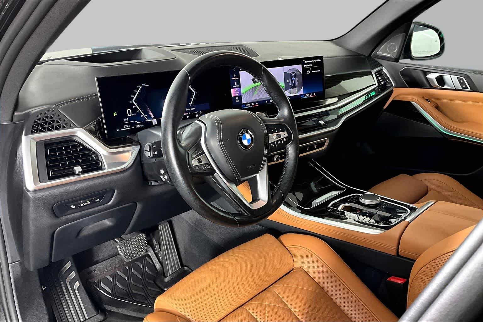 Used 2024 Black Sapphire Metallic BMW sDrive40i image 17