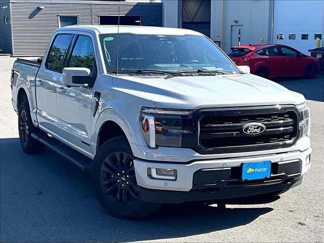 Used 2024 White Ford Lariat image 1