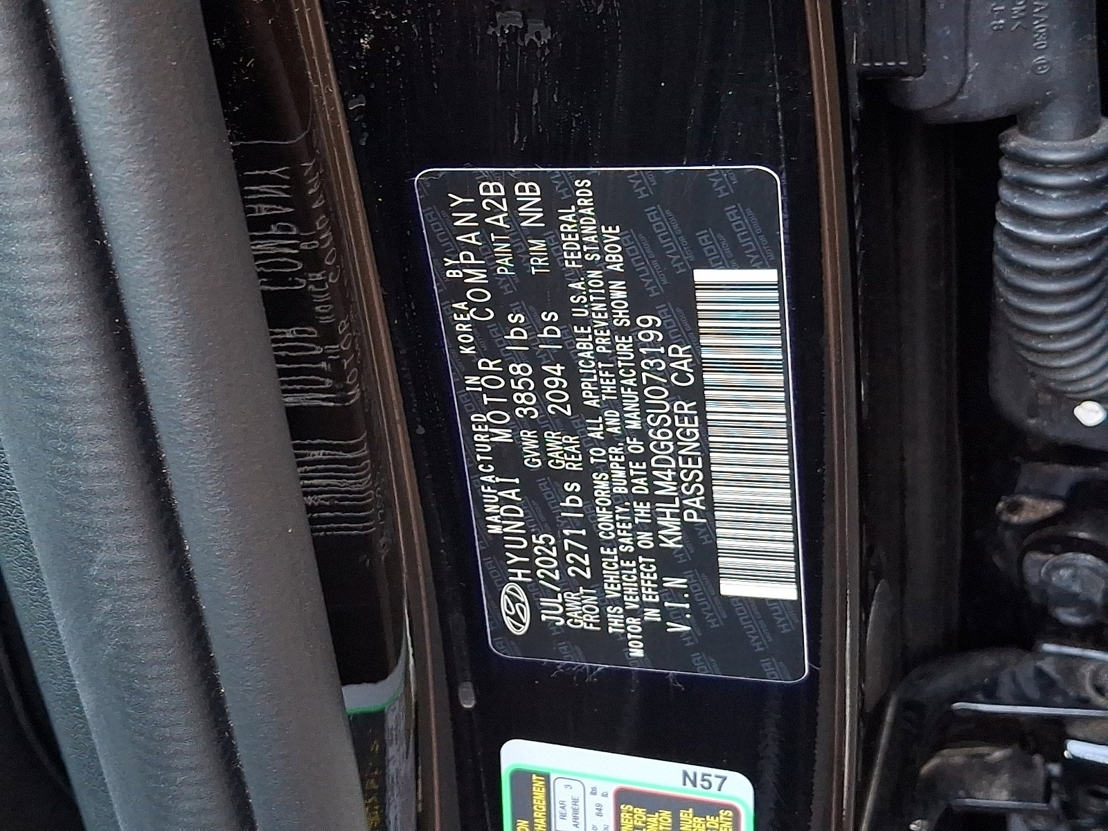 Used 2025 Abyss Black Hyundai SEL Sport image 25