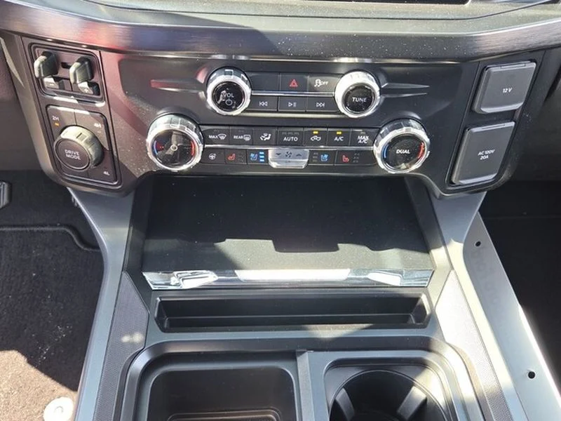 New 2026 Carbonized Gray Metallic Ford F-450® LARIAT® image 20