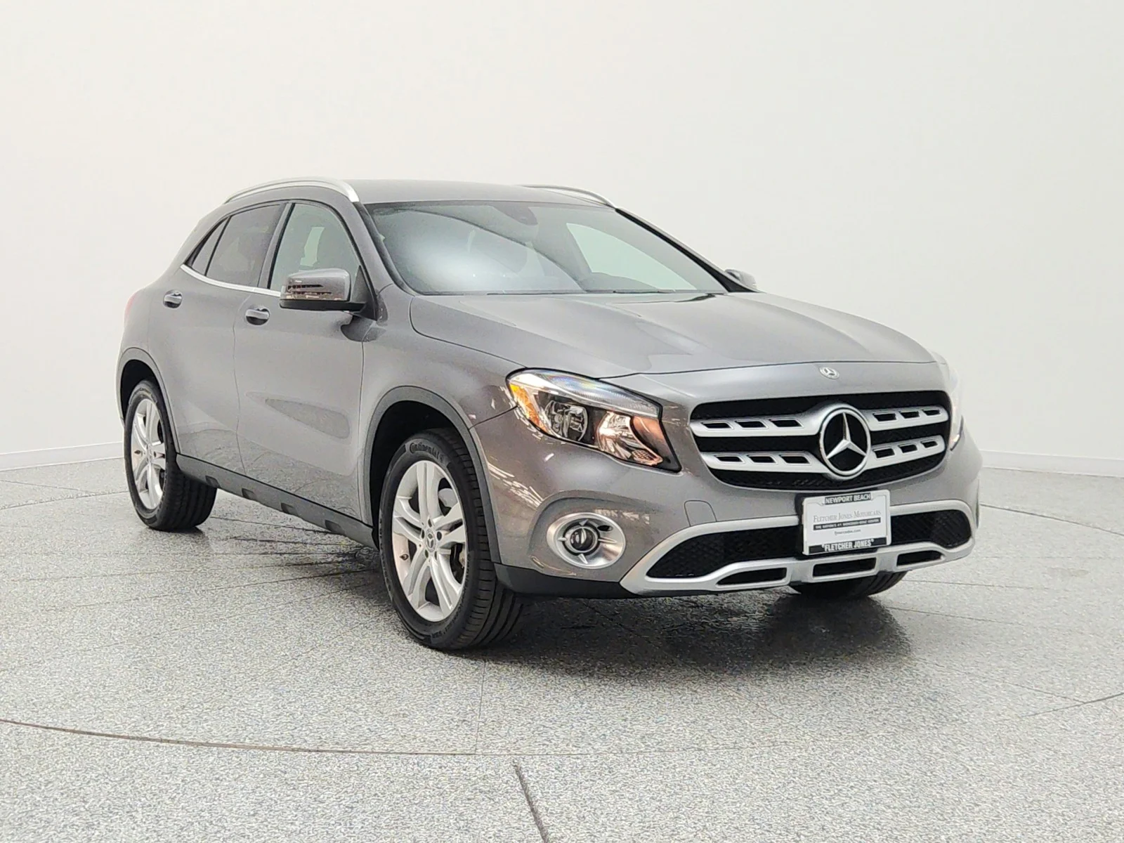 Used 2019 Mountain Grey Metallic Mercedes-Benz GLA 250 4MATIC® SUV image 3