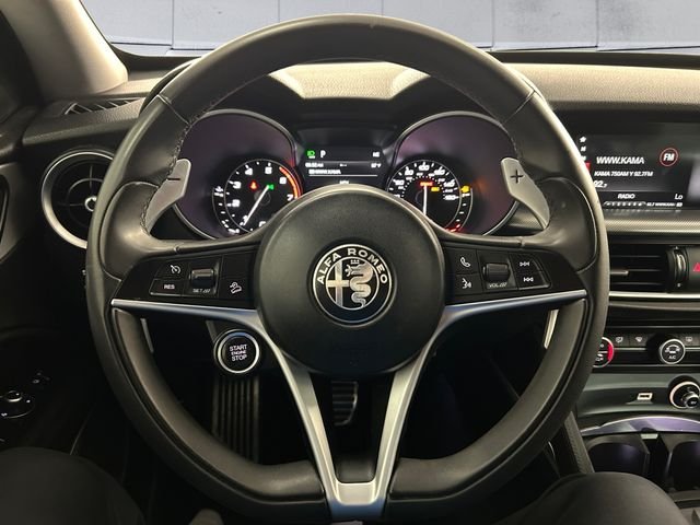 Used 2019 Gray Alfa Romeo Base image 9