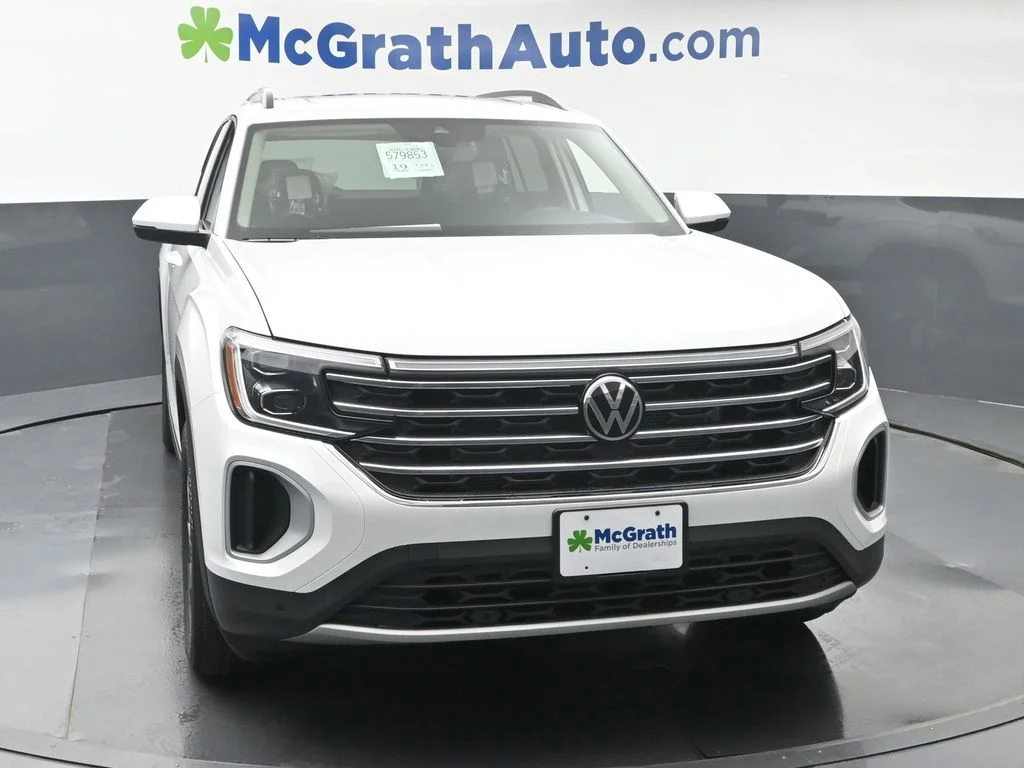 2026 Volkswagen Atlas SE w/Tech - Photo 4