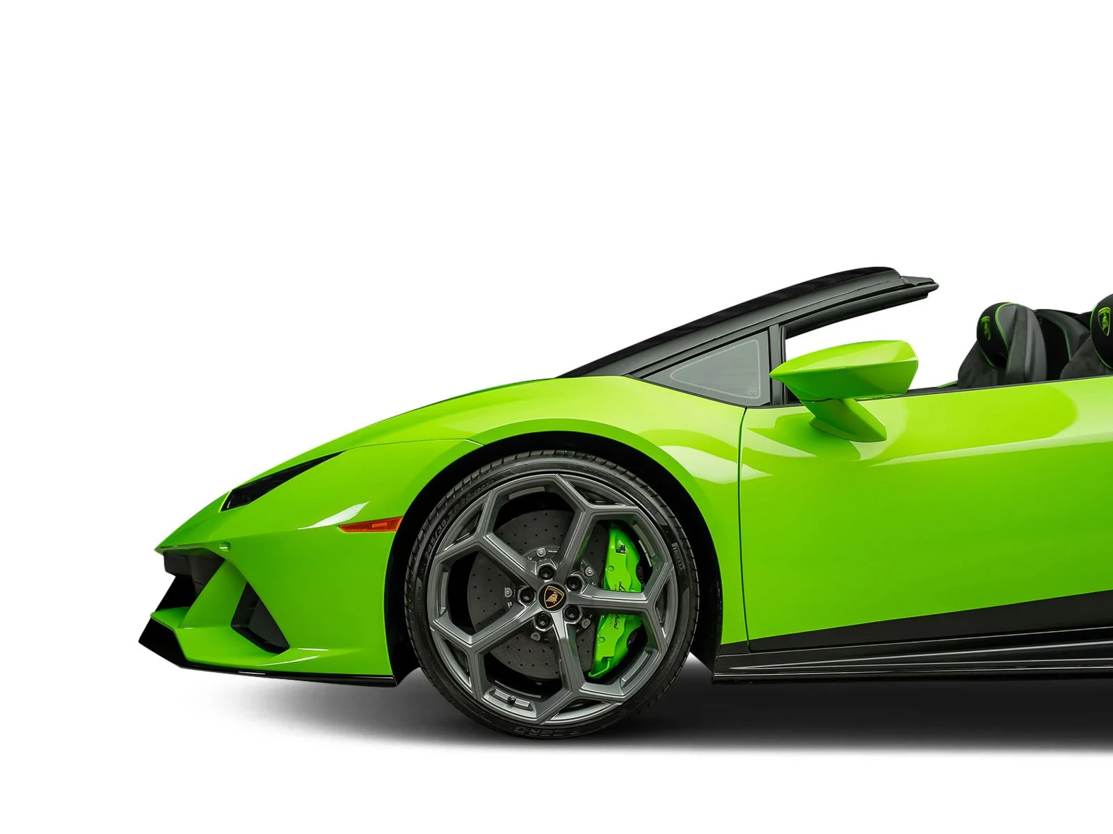 Used 2024 Green Lamborghini Base image 25