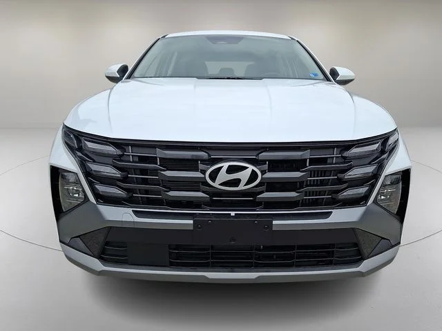 New 2026 White Hyundai Blue SE image 2