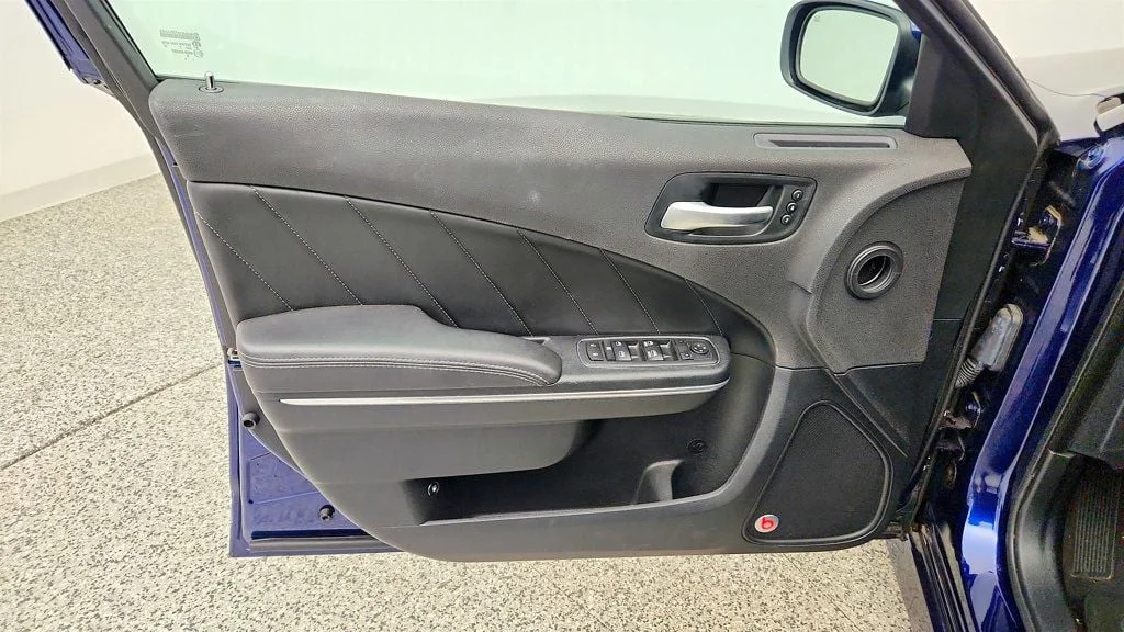 Used 2017 Contusion Blue Pearlcoat Dodge R/T Scat Pack RWD w/ Alcantara Pkg & Beats Audio image 11
