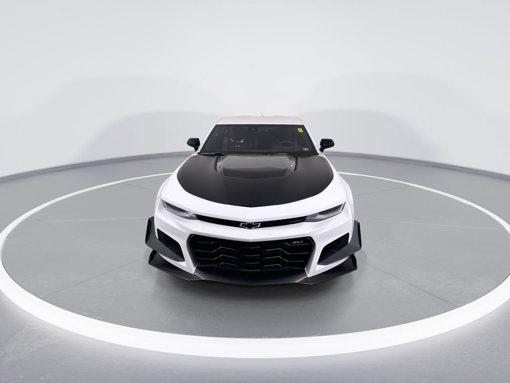 Used 2020 White Chevrolet ZL1 image 3