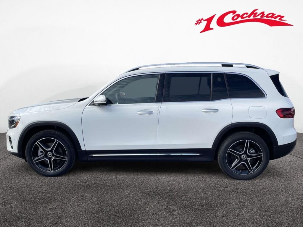 New 2026 Polar White Mercedes-Benz GLB 250 image 10