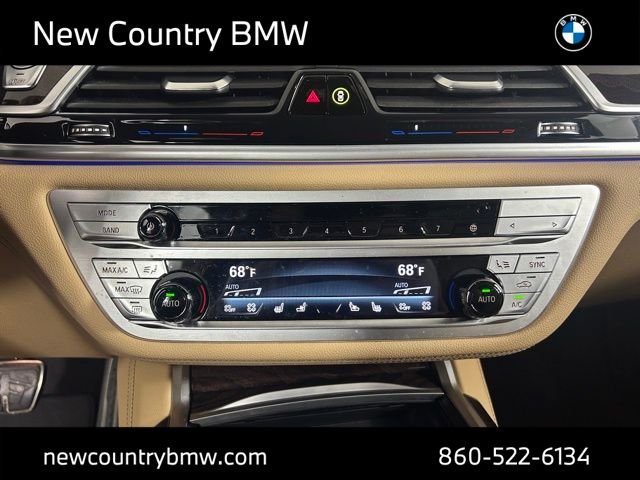 Used 2022 Black Sapphire Metallic BMW 750i xDrive image 22