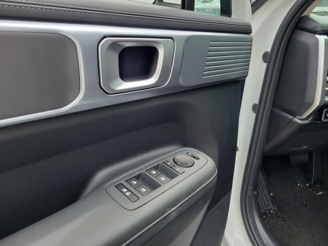 New 2026 Serenity White Hyundai SEL image 18