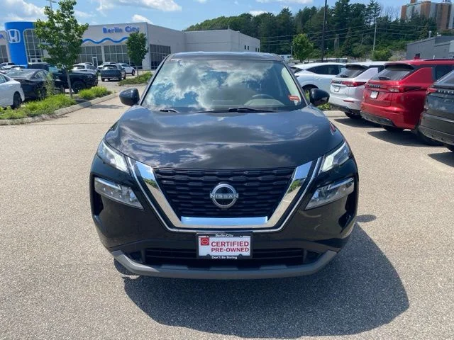 Used 2023 Super Black Nissan SV image 11