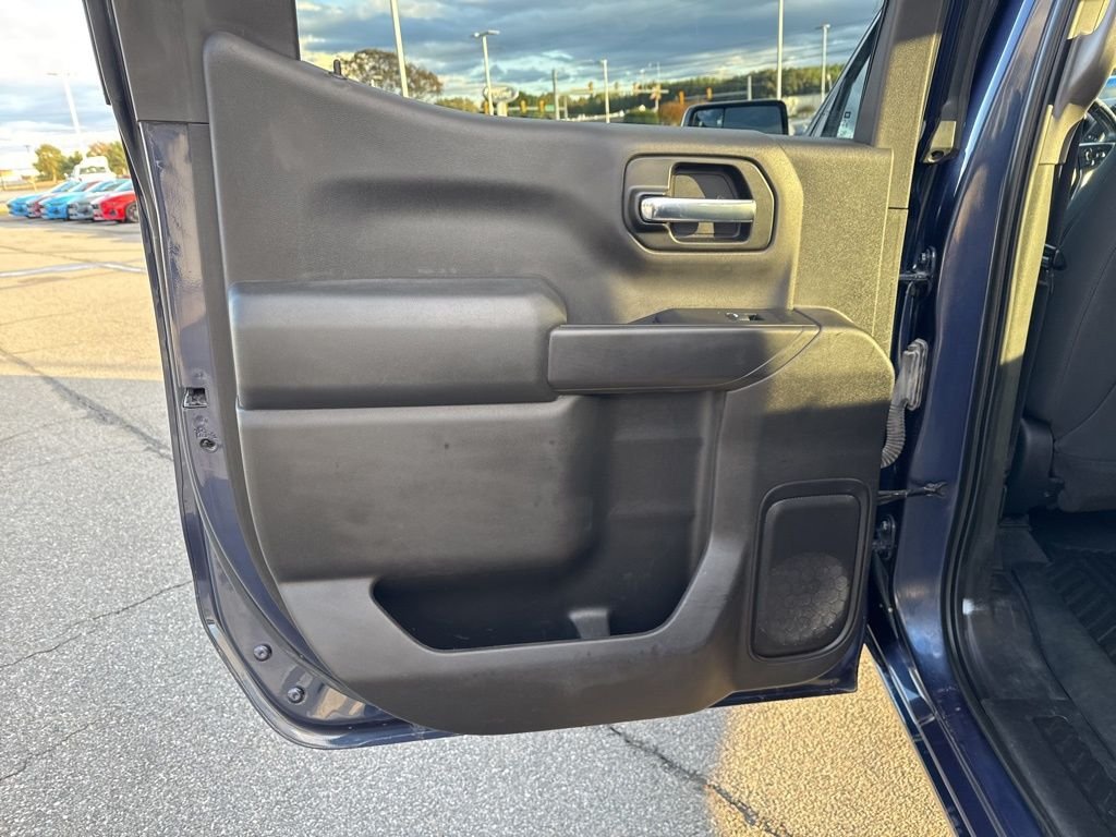 2021 Chevrolet Silverado 1500 LT - Photo 17