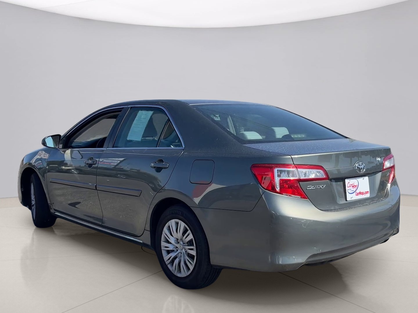 Used 2012 Green Toyota XLE image 7