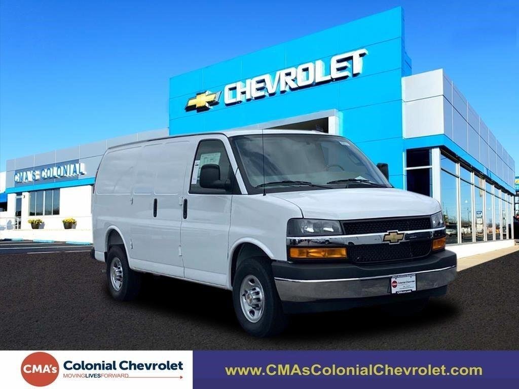 2025 Chevrolet Express Cargo