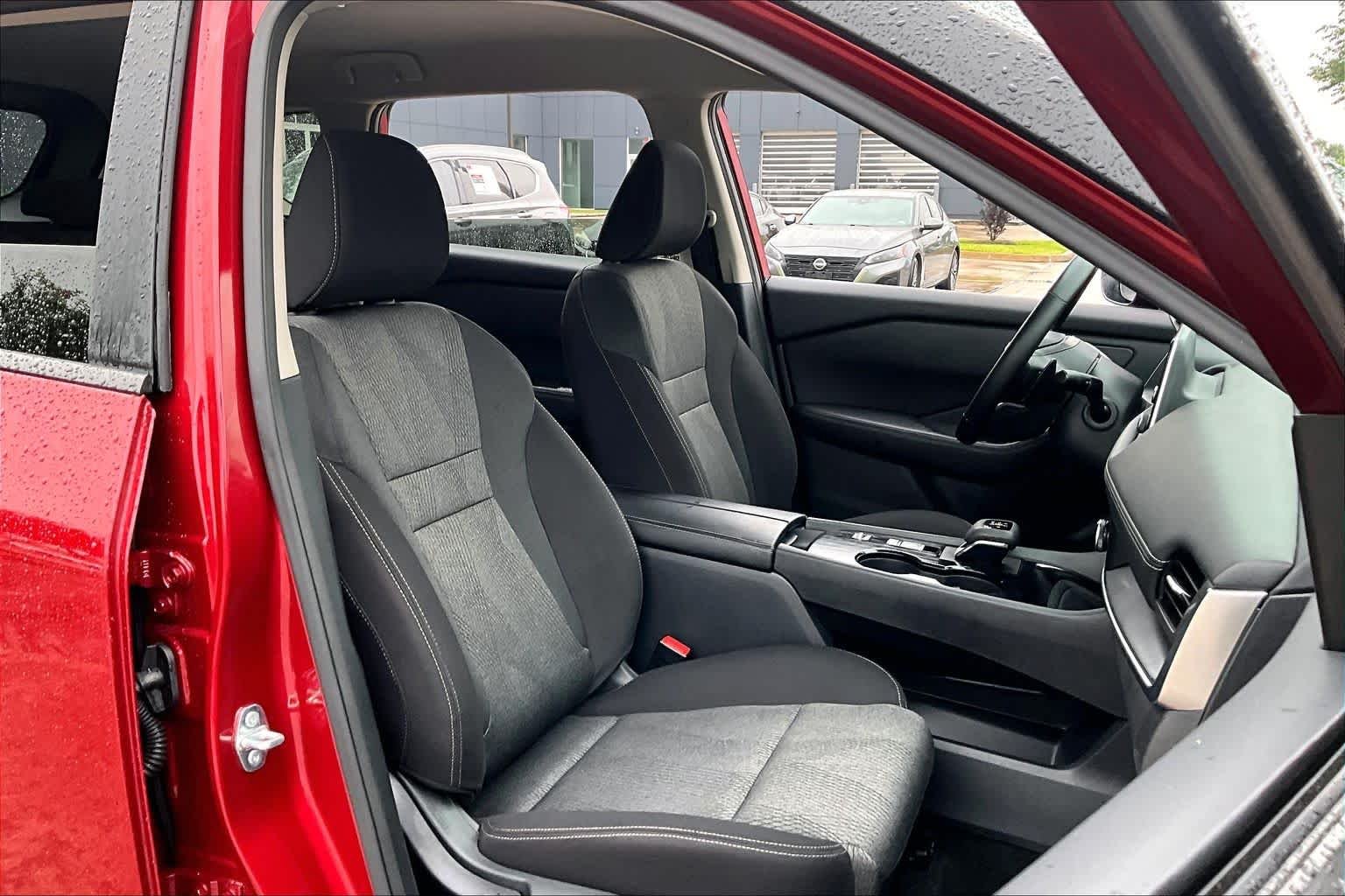 Used 2026 Scarlet Ember Tintcoat Nissan SV image 9