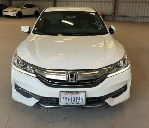 Used 2017 Honda Accord Sport SE with VIN 1HGCR2F13HA200280 for sale in San Leandro, CA