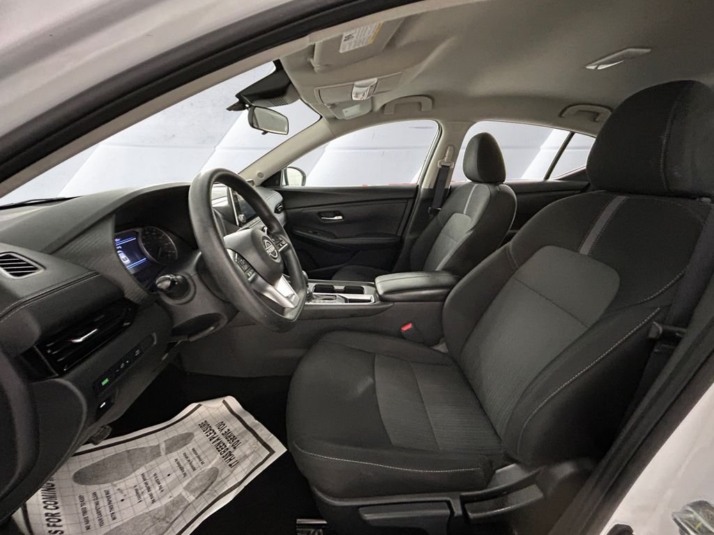 Used 2024 White Nissan SV image 7