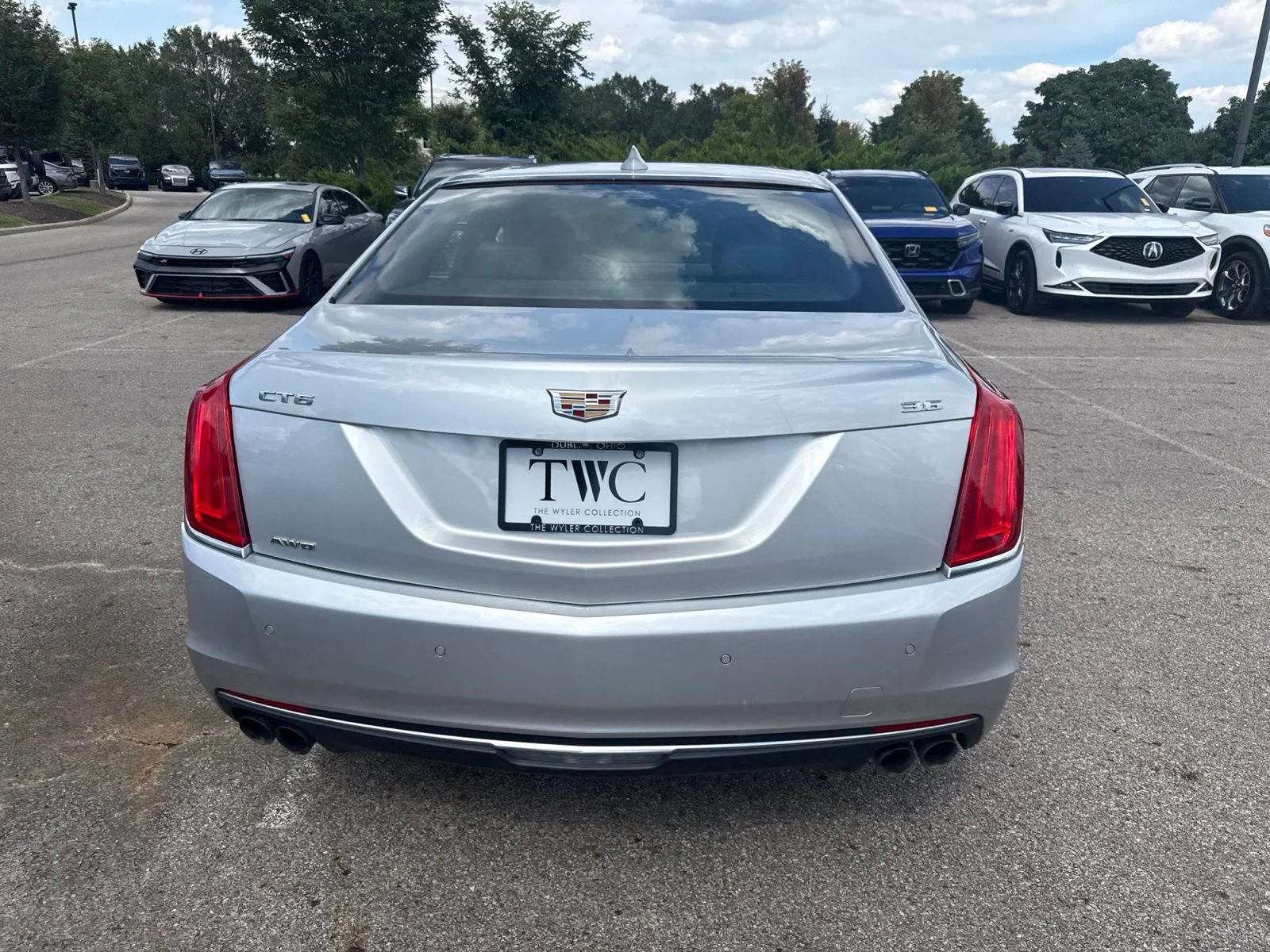 Used 2016 Silver Cadillac  image 6