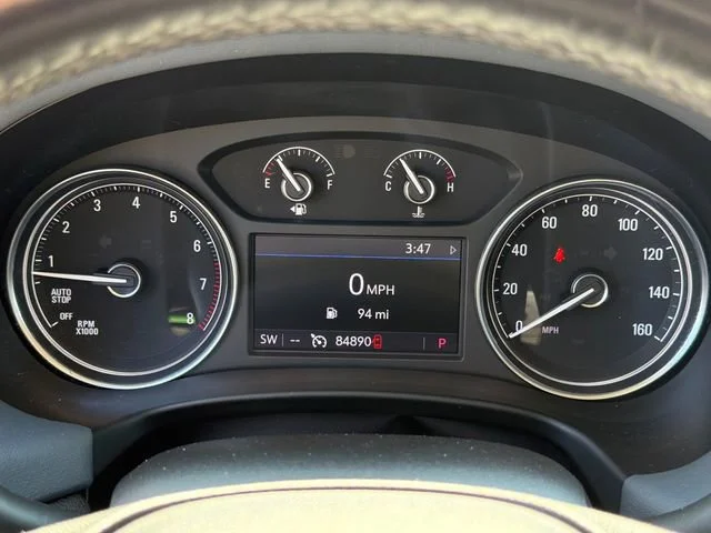 Used 2020 Ebony Twilight Metallic Buick Essence image 27