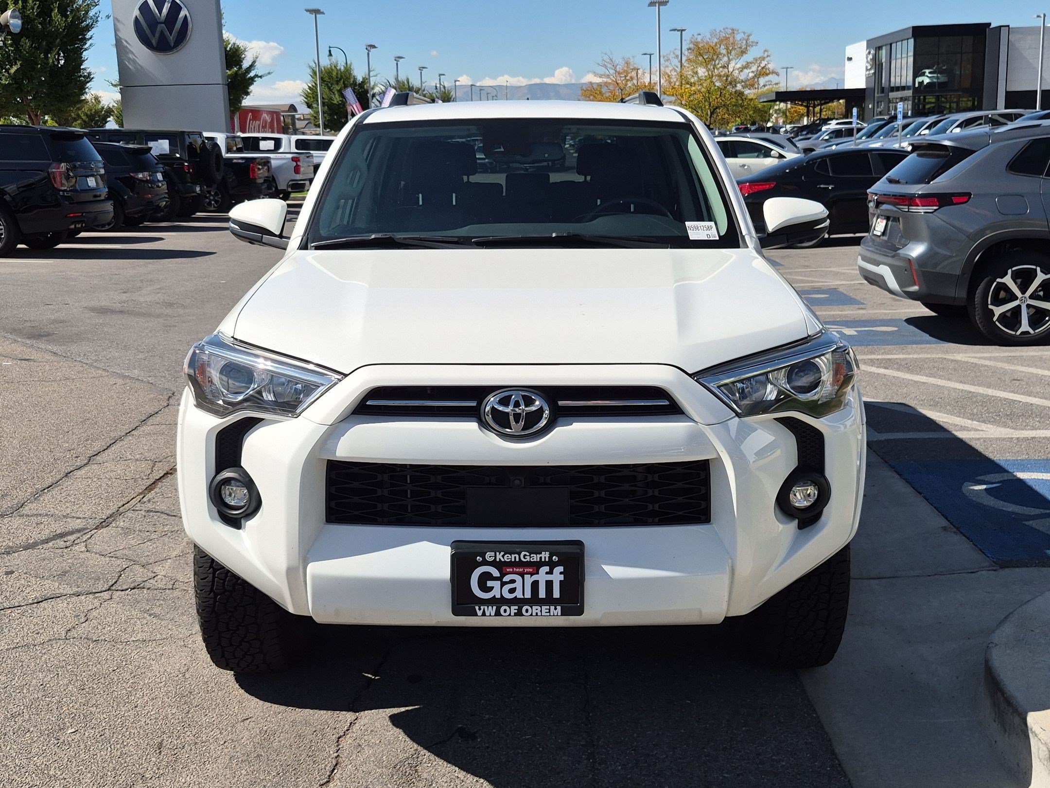 Used 2022 White Toyota SR5 Premium image 8