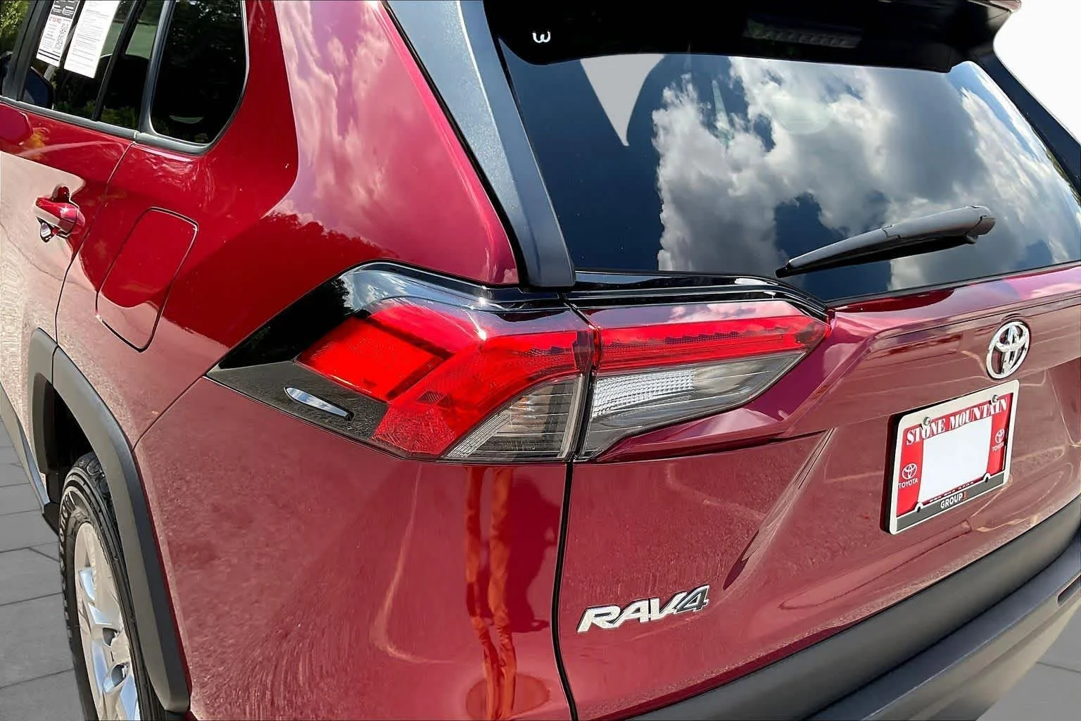 Used 2024 Ruby Flare Pearl Toyota XLE image 29
