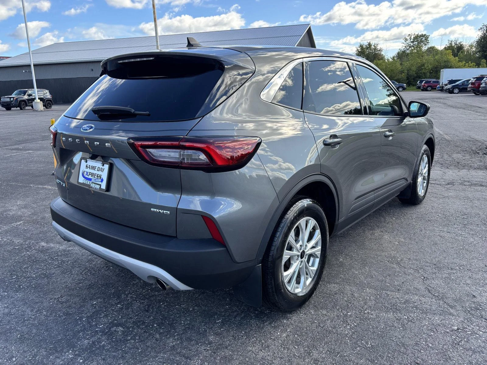 Used 2023 Gy Ford Active image 7