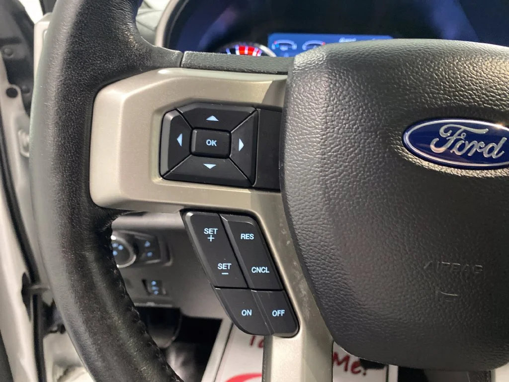 Used 2021 White Ford Lariat image 24