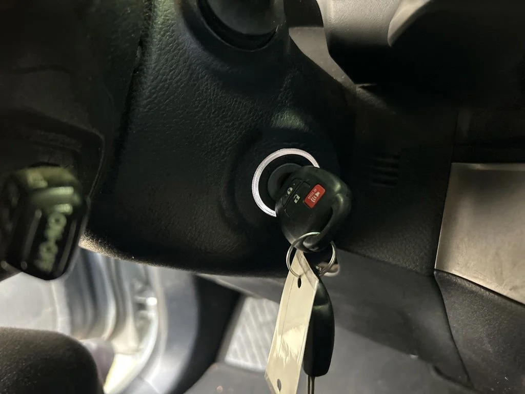 Used 2019 Silver Toyota SR5 image 38