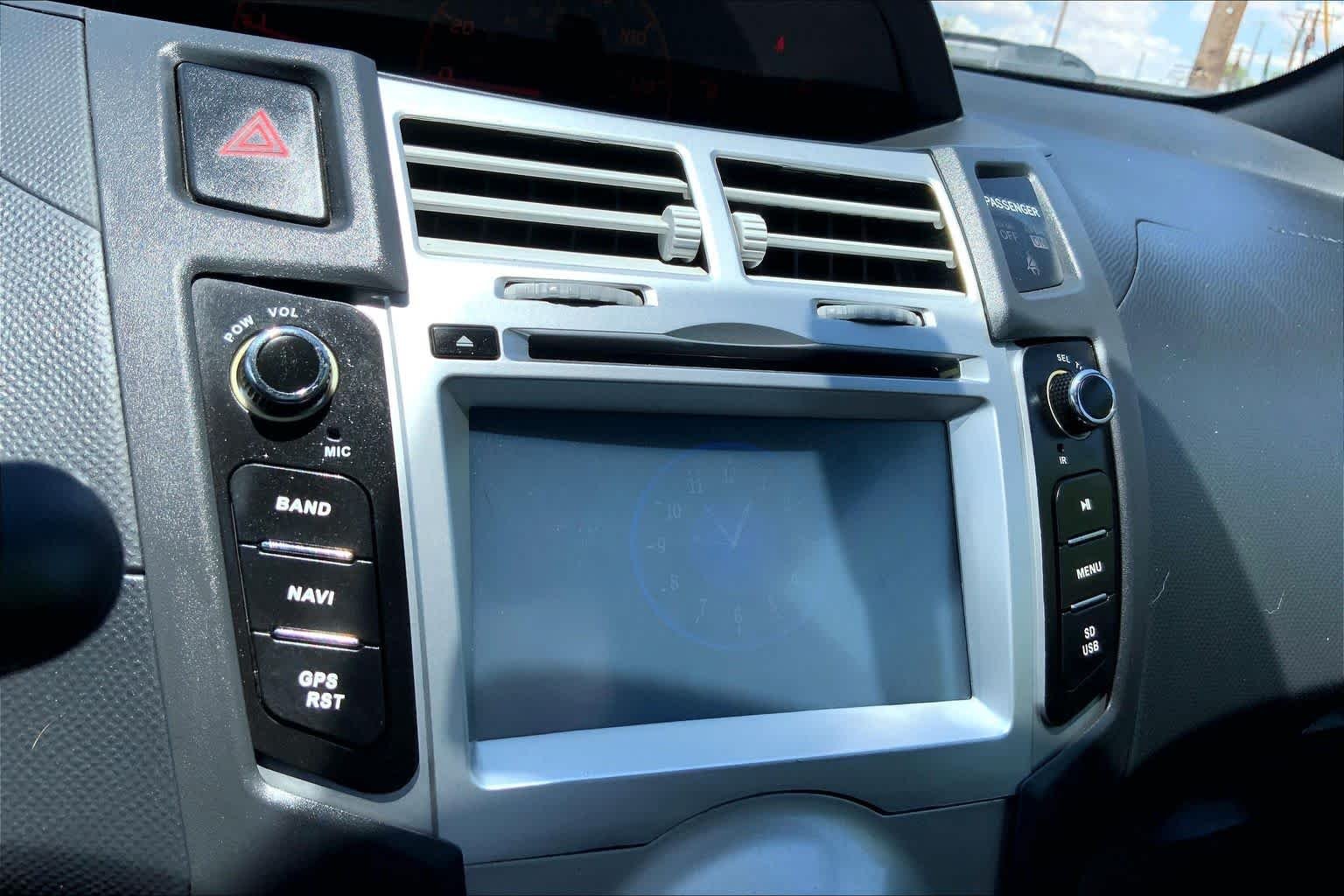 Used 2008 Polar White Toyota S image 22