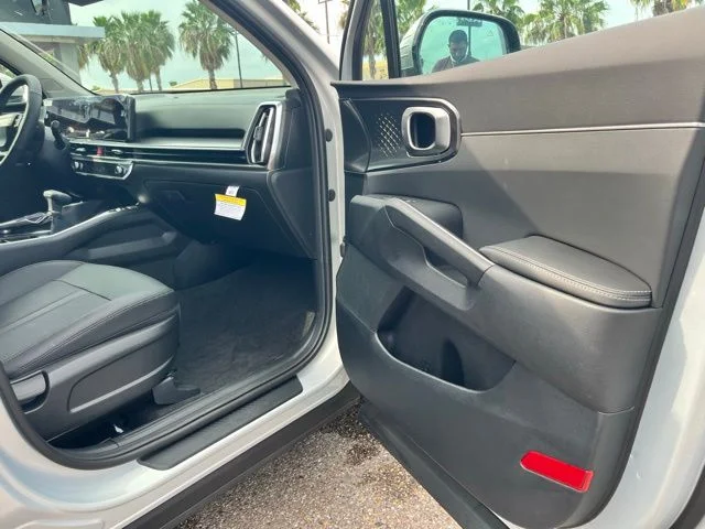 New 2026 White Kia S image 22