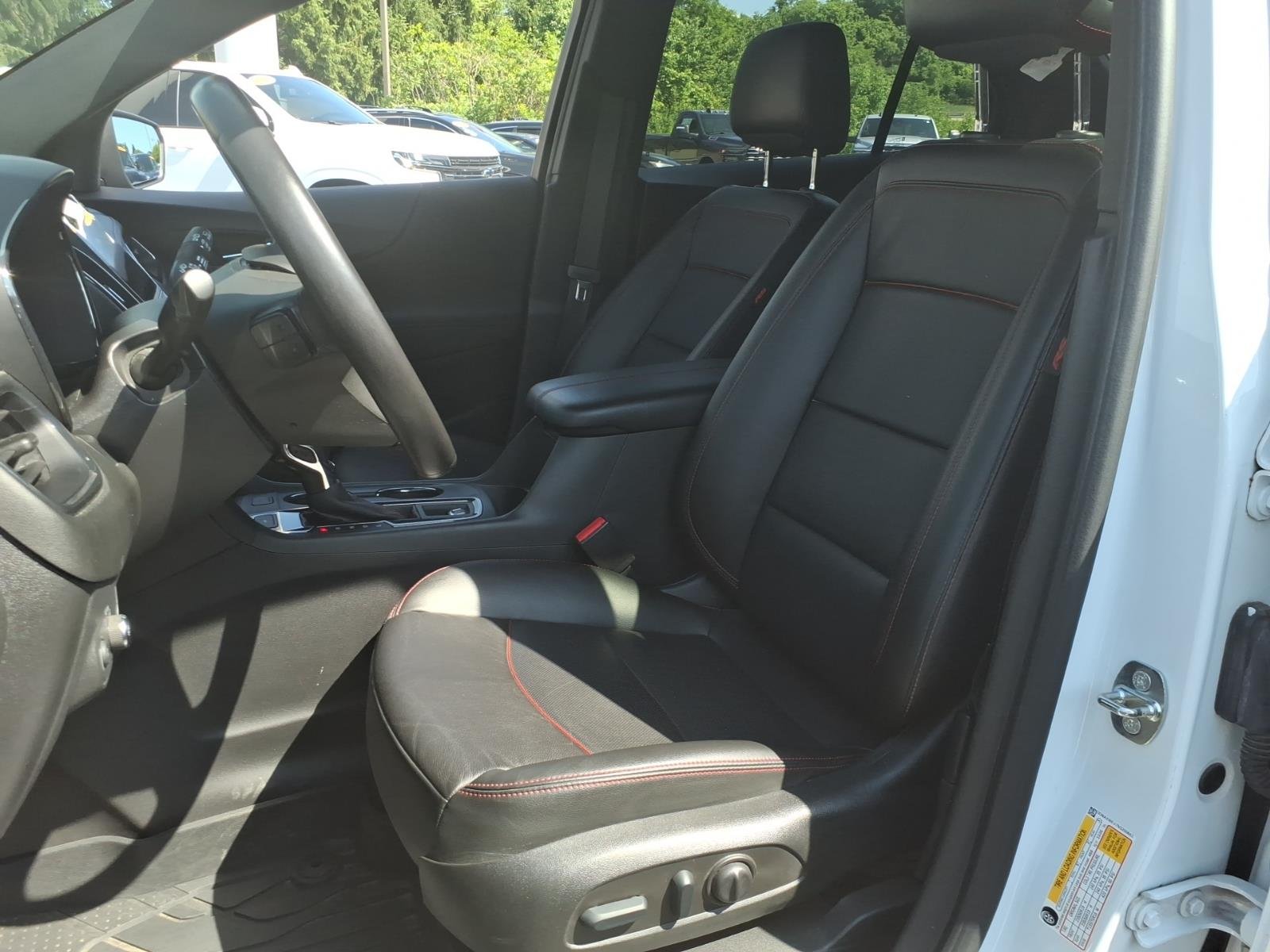 Used 2022 White Chevrolet RS image 8