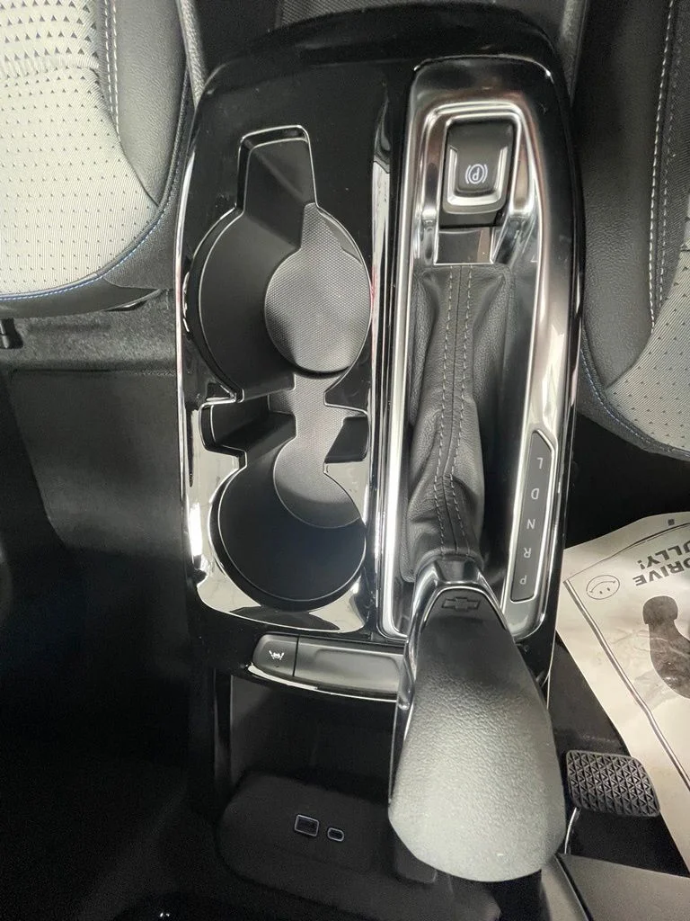 New 2026 White Chevrolet LT image 18