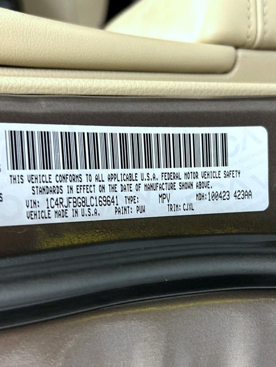 Used 2020 Brown Jeep Limited image 26
