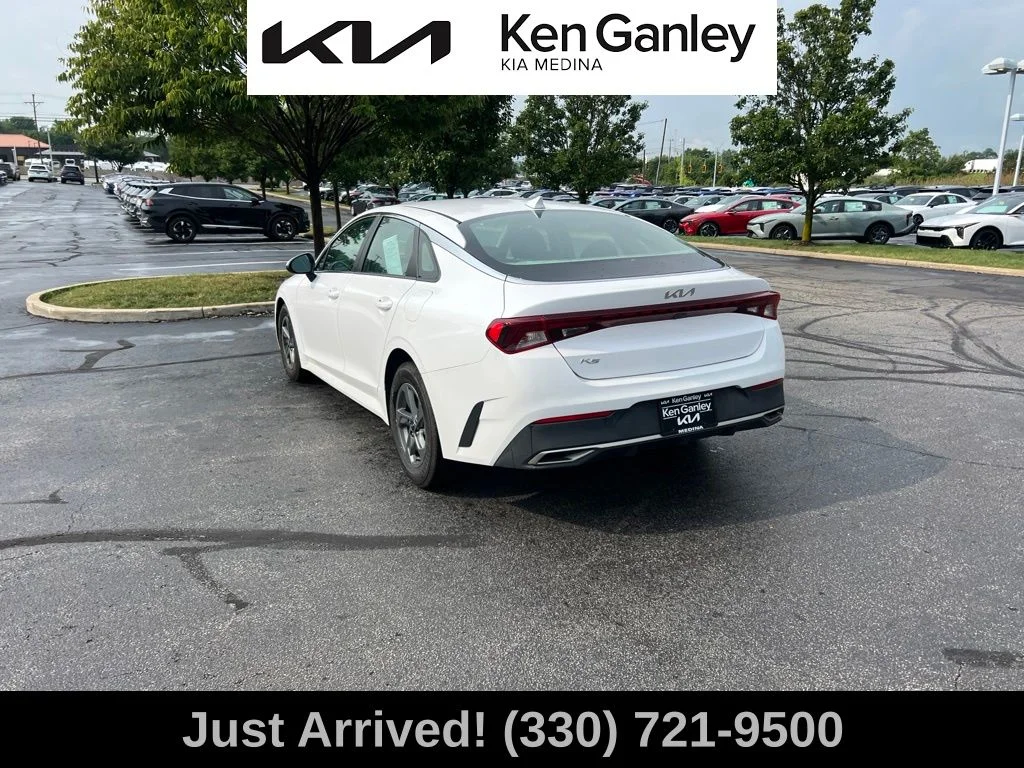 Certified Used 2022 White Kia LX image 7