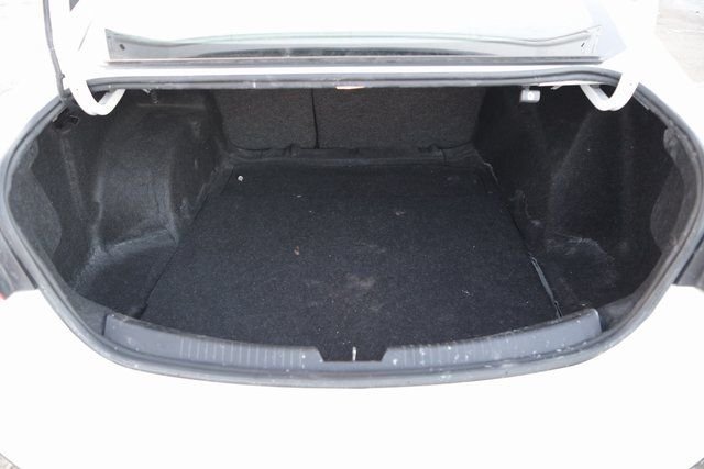 Used 2024 Summit White Chevrolet LT image 12