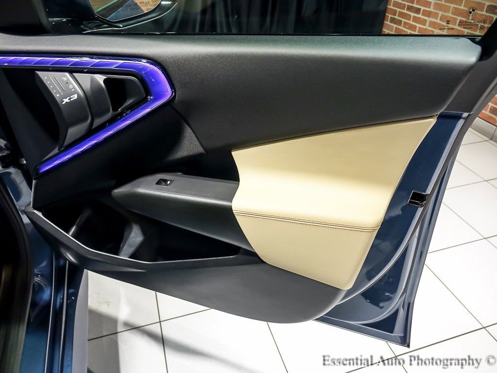 2025 BMW X3 - Image 31