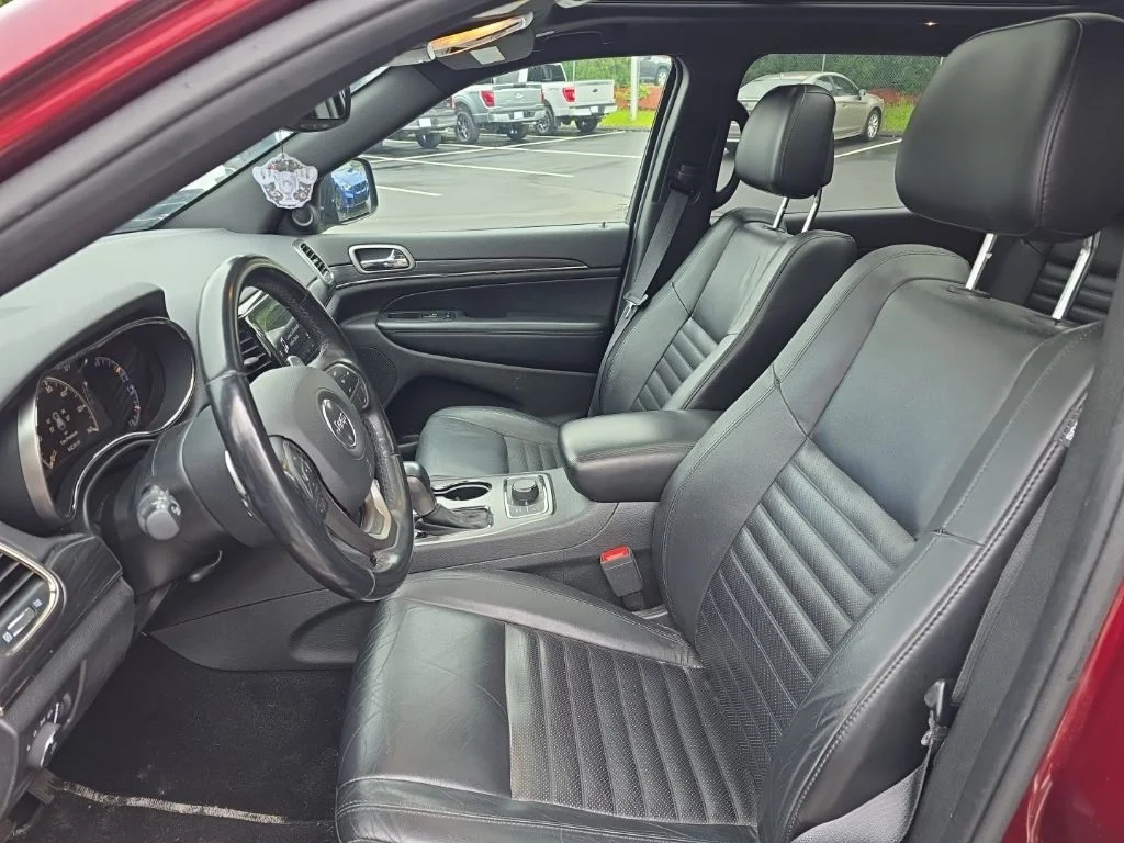 Used 2020 Red Jeep Limited X image 15
