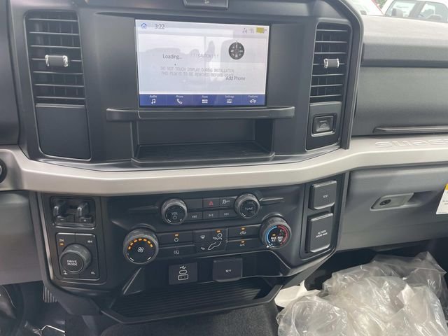 New 2026 Avalanche Ford F-350® XLT image 8