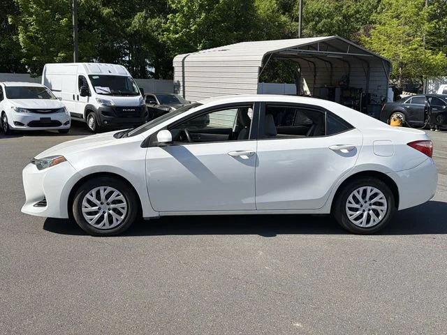 Used 2019 White Toyota LE image 10
