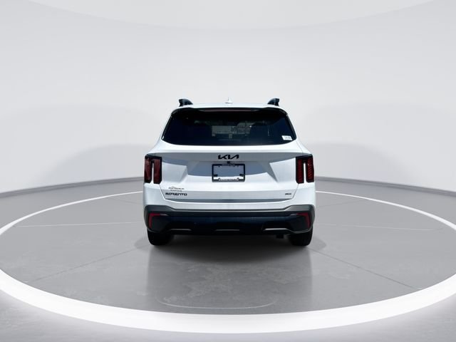 Used 2026 White Kia X-Line EX image 7