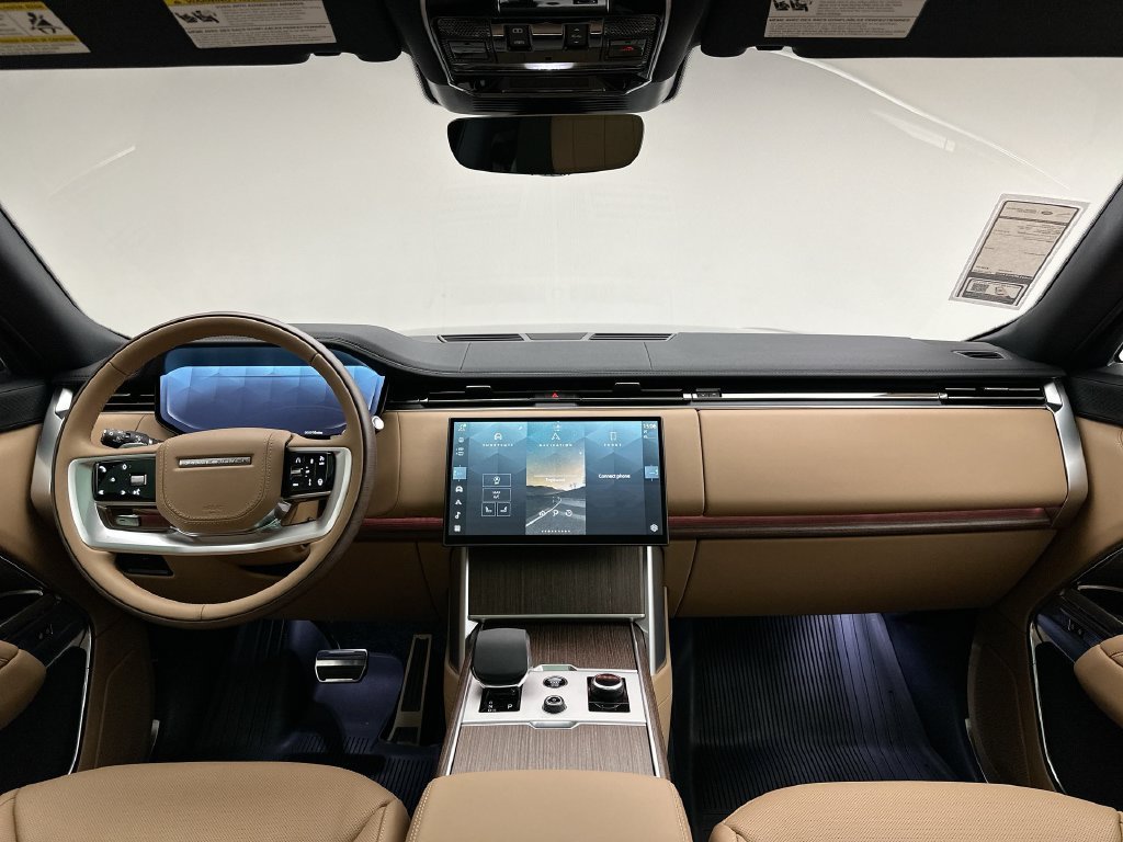 New 2027 Eiger Grey Metallic Land Rover SE image 8
