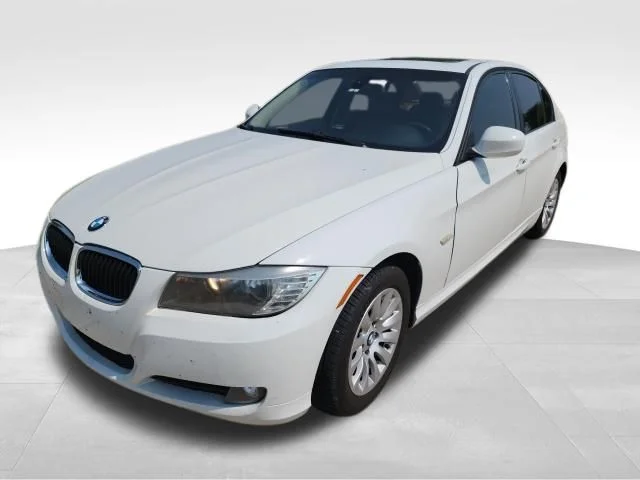 Used 2009 White BMW 328i image 7