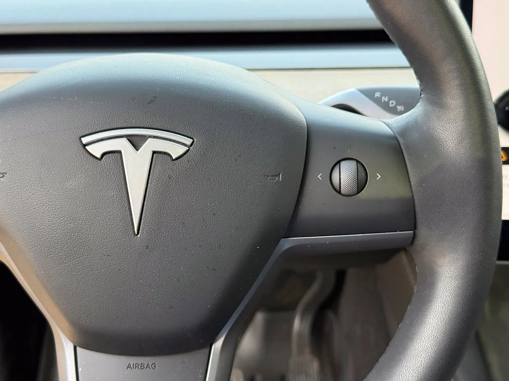 Used 2022 Black Tesla Long Range image 16