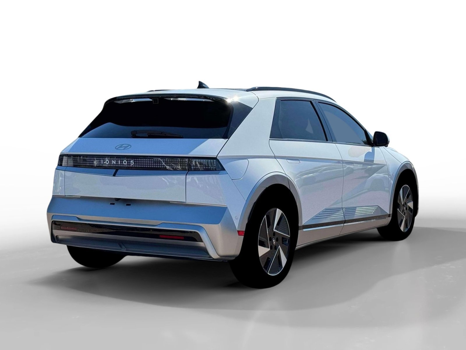 New 2026 Atlas White Hyundai Limited image 7