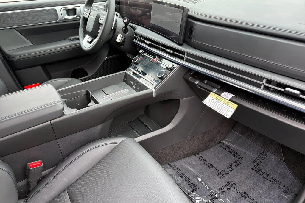 2026 Hyundai Santa Fe Limited - Photo 14