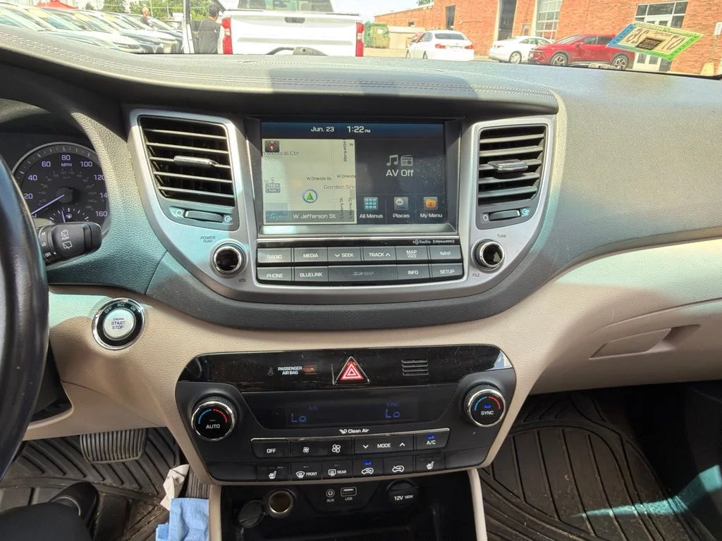 Used 2016 White Hyundai Limited image 10
