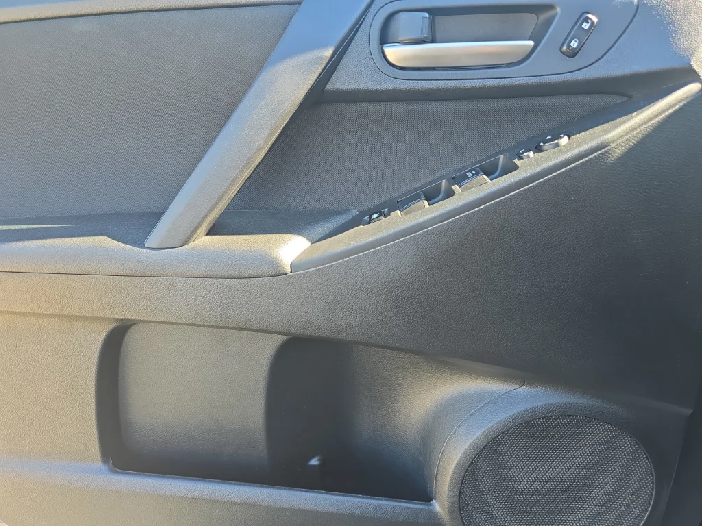 Used 2012 Gray Mazda i Touring image 16