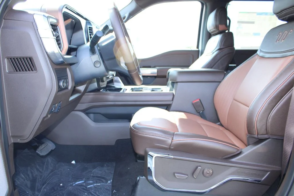 New 2026 Star White Metallic Tri-Coat Ford F-350® King Ranch® image 42